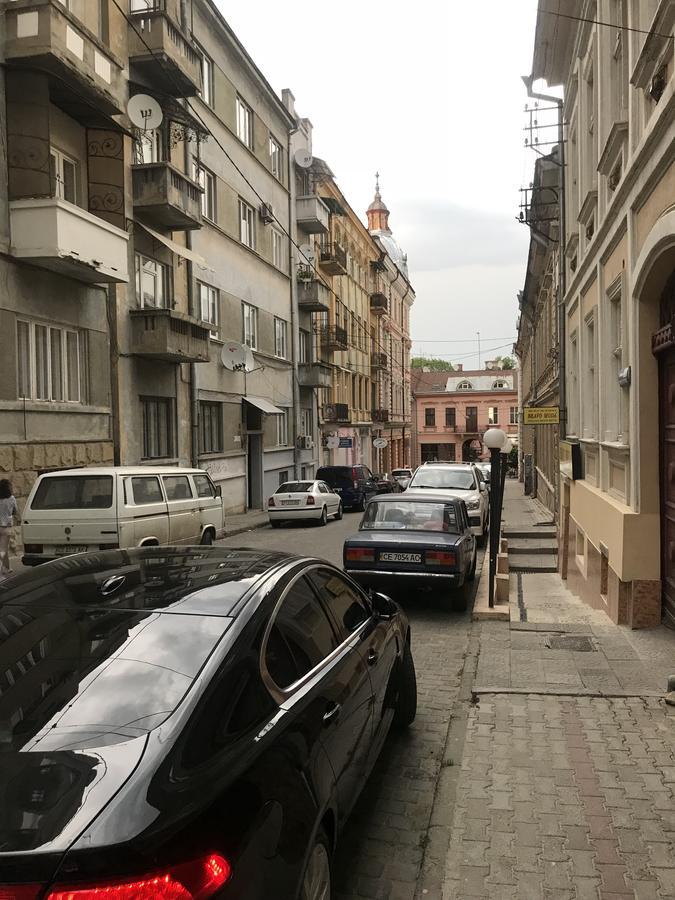 Apartment On Hoholya Street Chernivtsi Ngoại thất bức ảnh